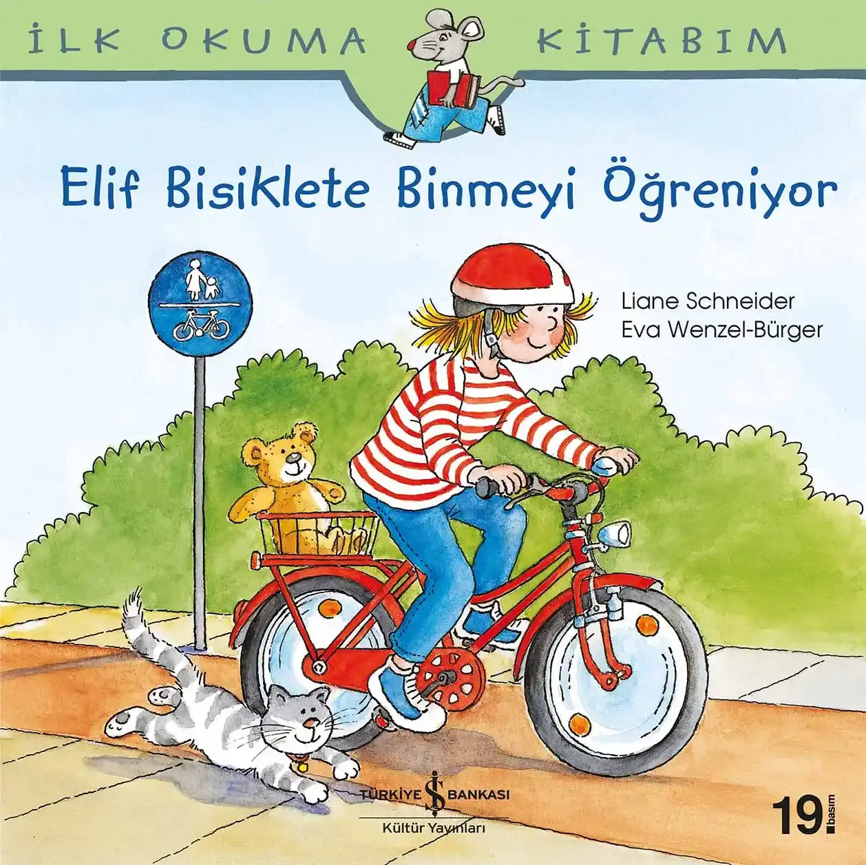 Elif Bisiklete Binmeyi Öğreniyor